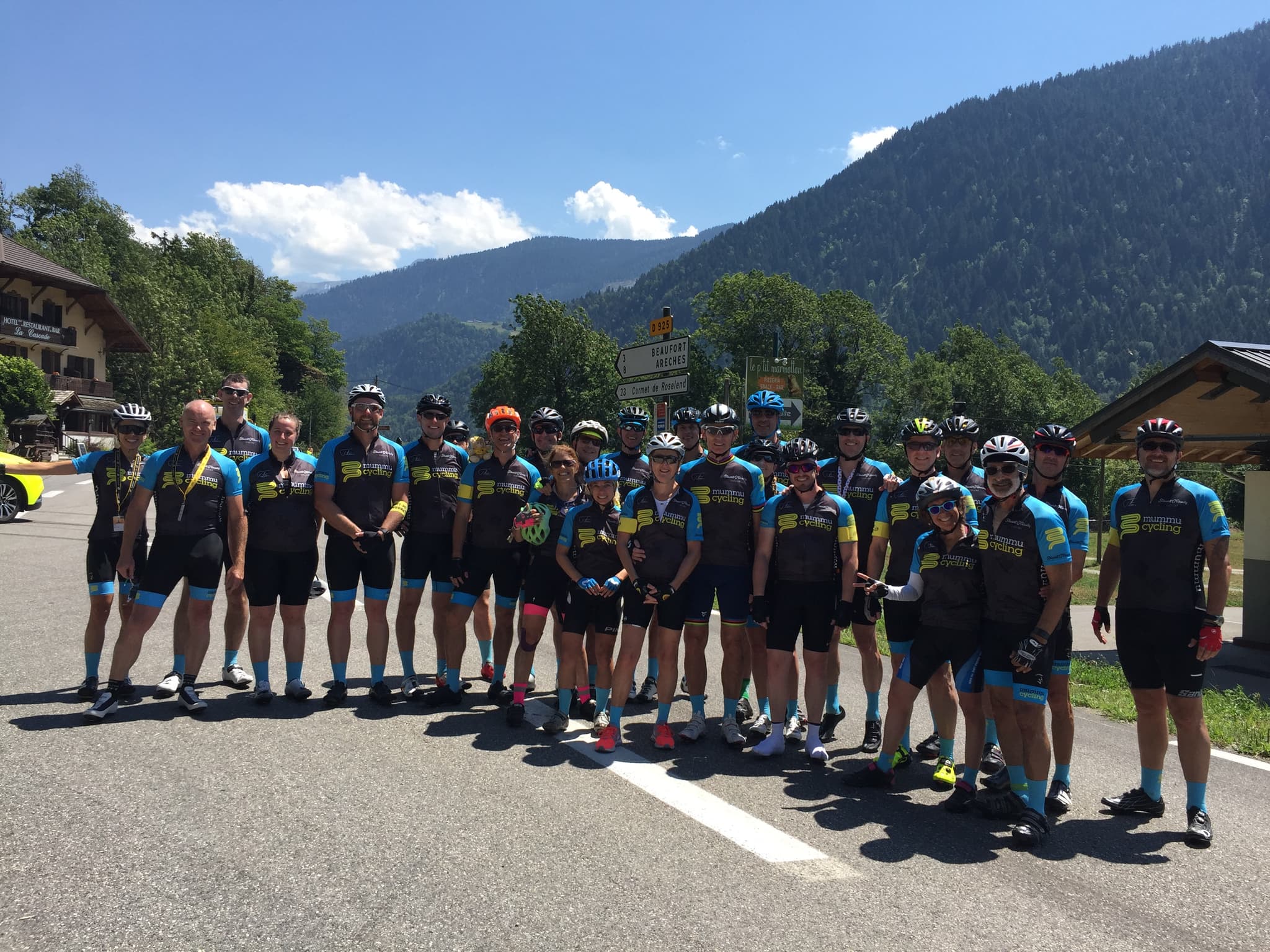 Mummu Cycling group ride in the French Alps